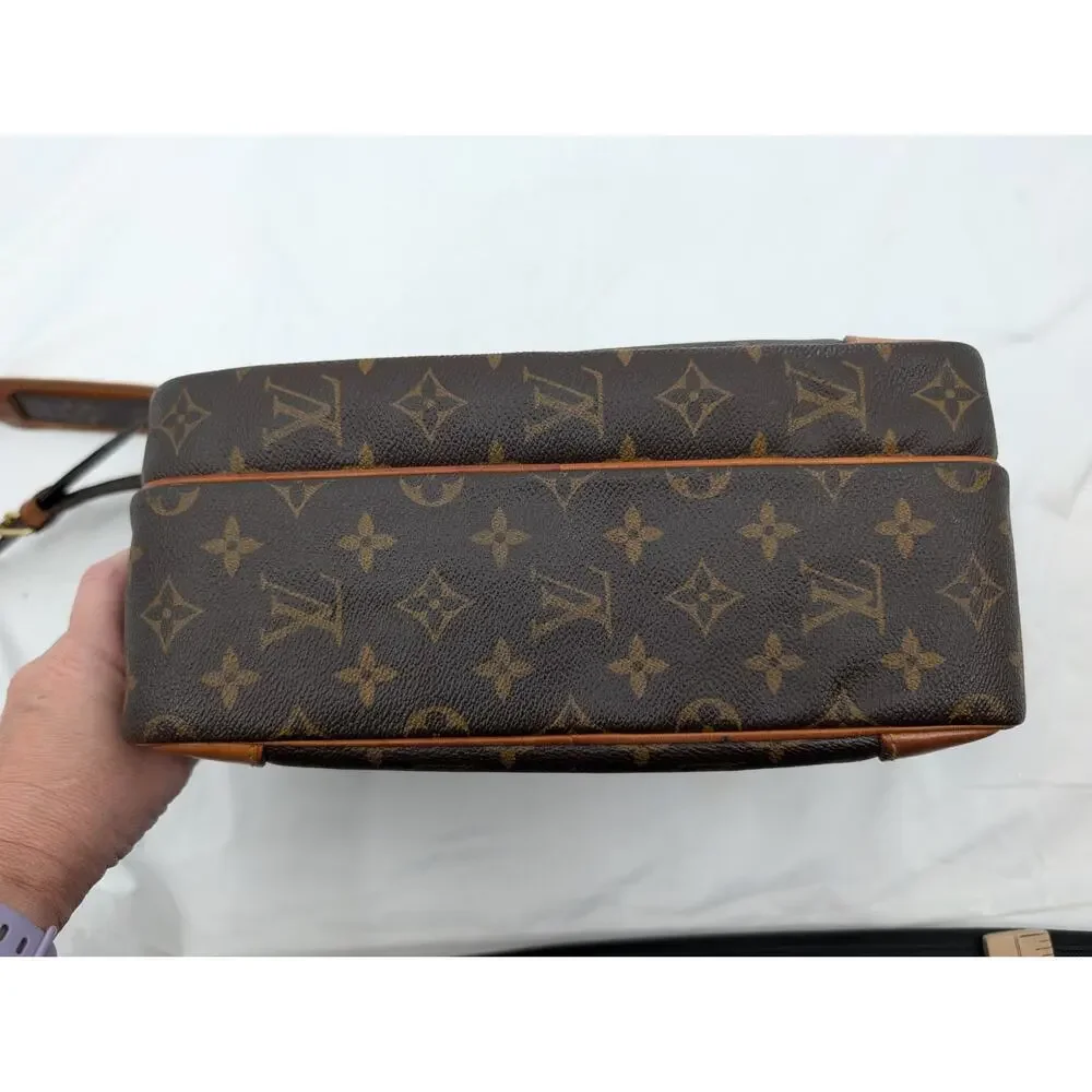 Authentic Louis Vuitton Nile Monogram Crossbody Bag with Cert of Authenticity
